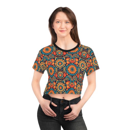 BOHO Floral Crop Tee – Cottagecore Vintage Flower Cropped T-Shirt REminiscent of the 60’s Hippy Era